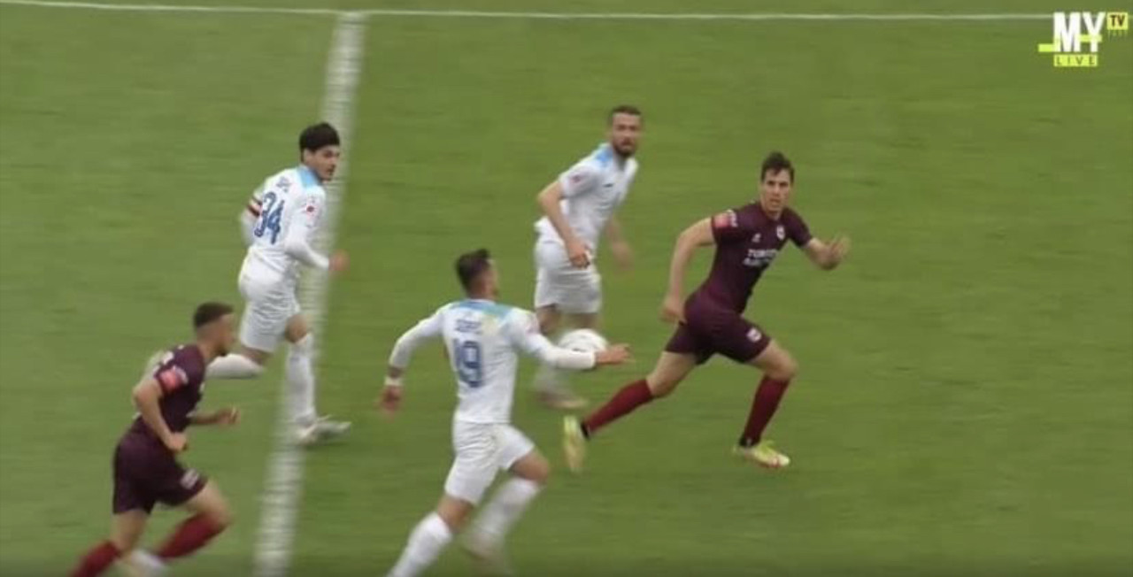 8F4655DF-0DDF-41C5-A759-FC7801005C32