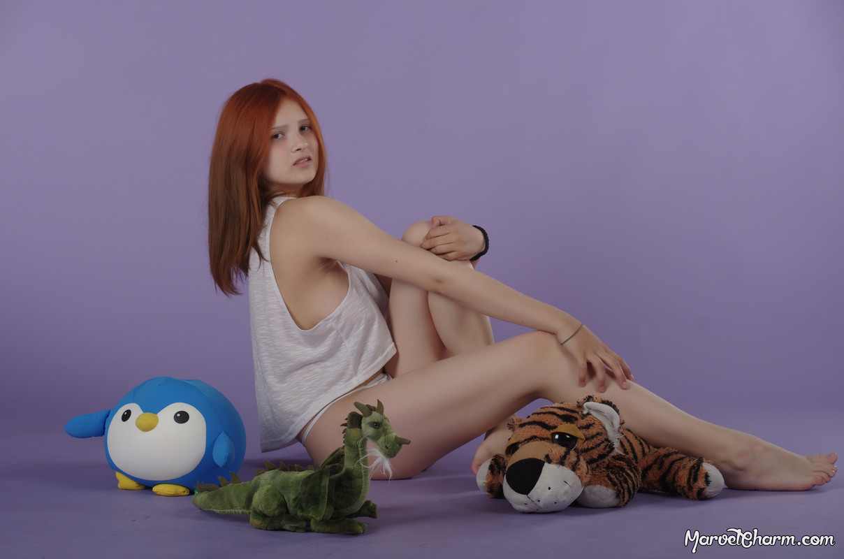 MarvelCharm_Lena-Playtime-040