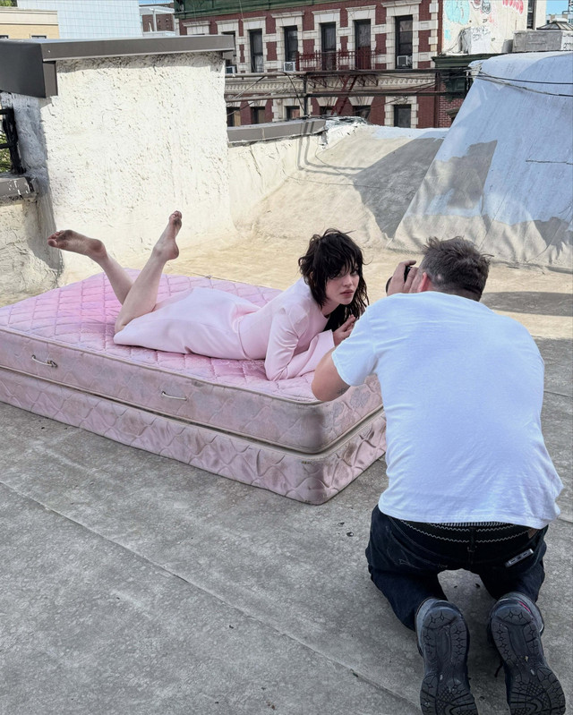 Sophie Thatcher Feet 9716220