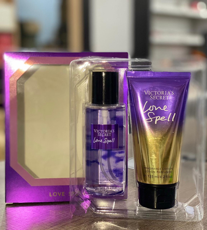 Victoria Love Spell Mist plus body Lotion gift box