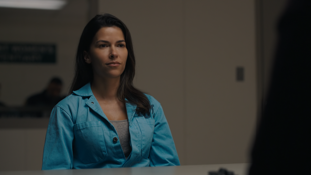 Tracker.(2024).S02E15.The.Grey.Goose.2160p.10bit.AMZN.WEB-DL.DDP5.1.HEVC-Vyndros.mkv_snapshot_15.36_