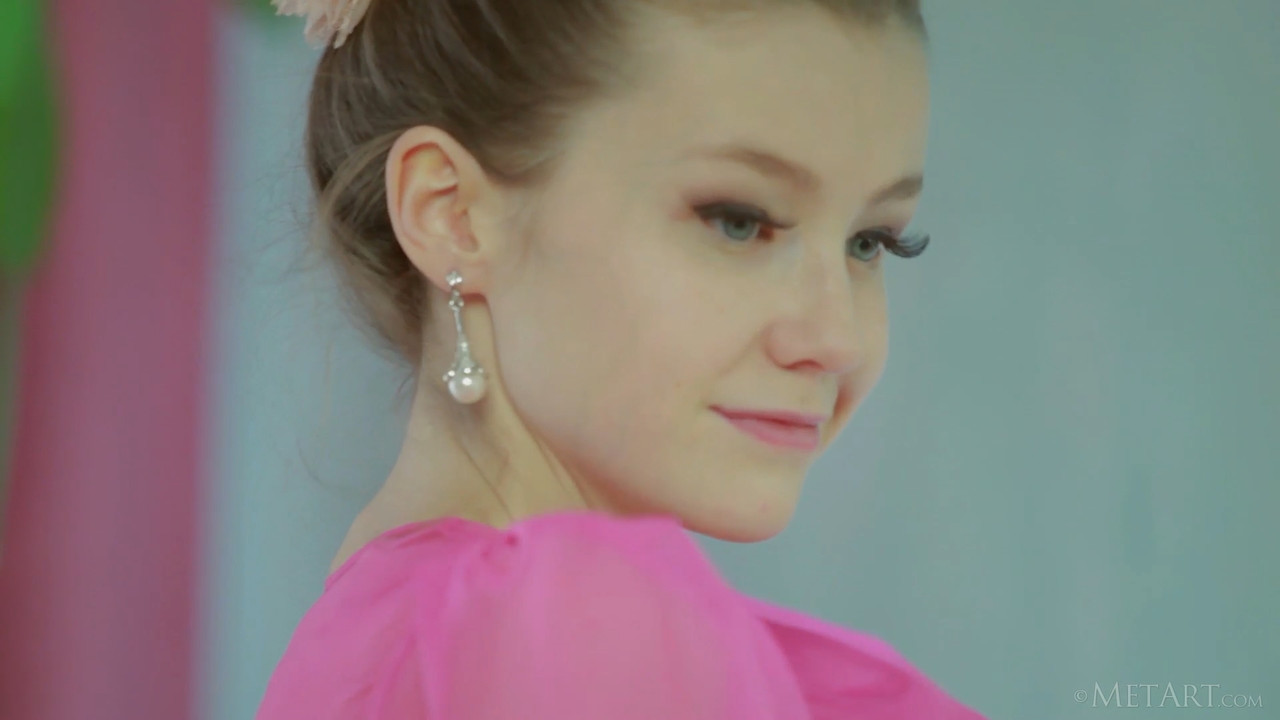 EBloom - Intame_M3t4rt - 021015 HD.mp4_snapshot_00.38.829