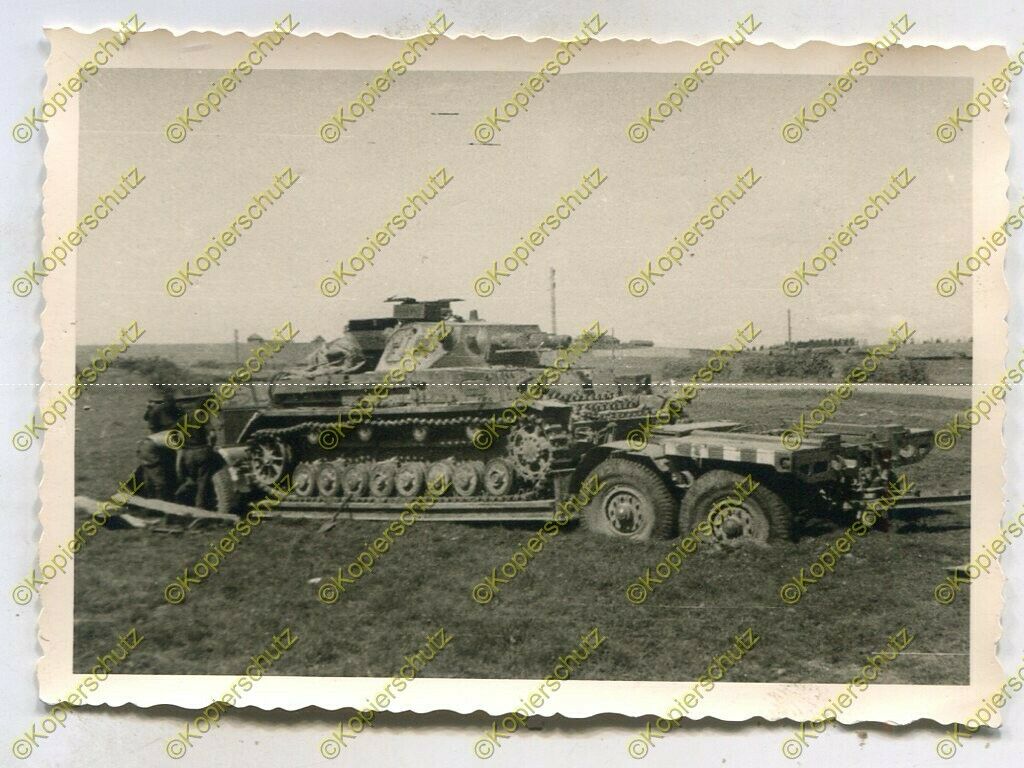 Panzer IV auf Tiefladeanhänger, Nahaufnahme, Russland, a