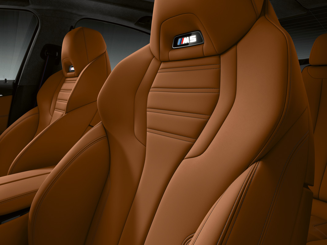 P90300370_highRes_the-new-bmw-m5-compe