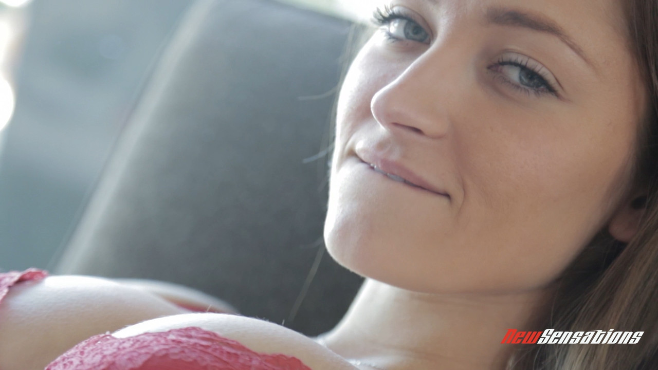 DD@n!3l$ - P3l0@h!@b@j0 - 111313HD.mp4_snapshot_00.08.043