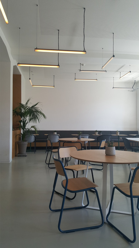Flexible workplace lighting at the Full Node coworking and event space in Berlin