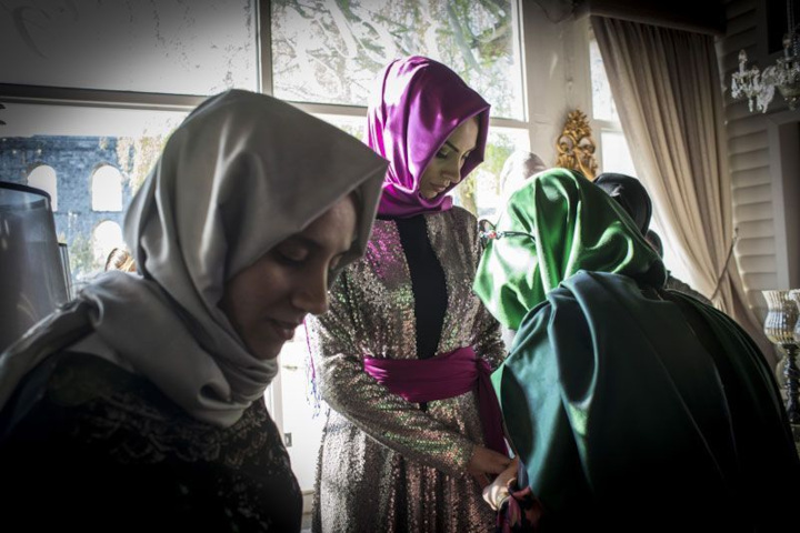 C:\Users\lenovo\Pictures\Saved Pictures\muslim woman\donne-islam-velo.jpg