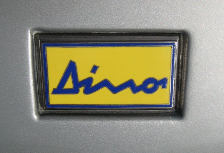 logo dino