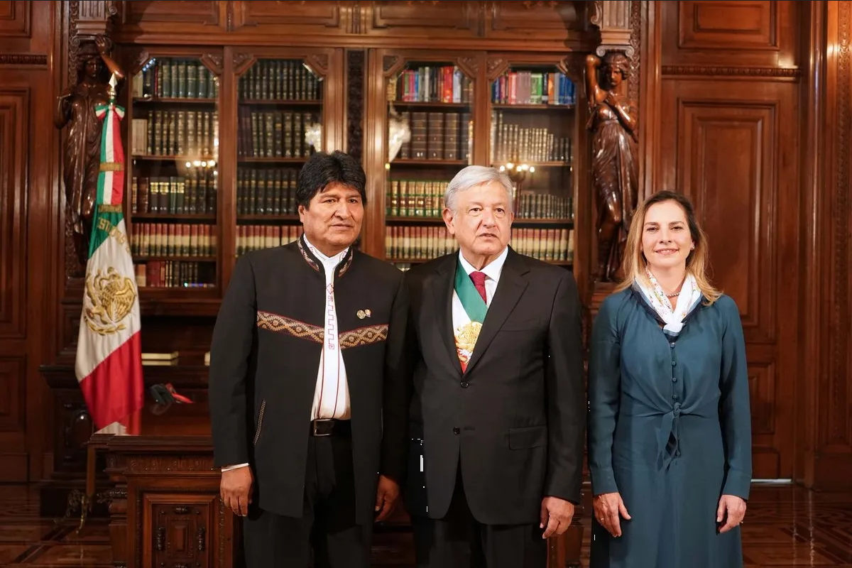 Evo Morales respalda a AMLO tras reportaje del New York Times