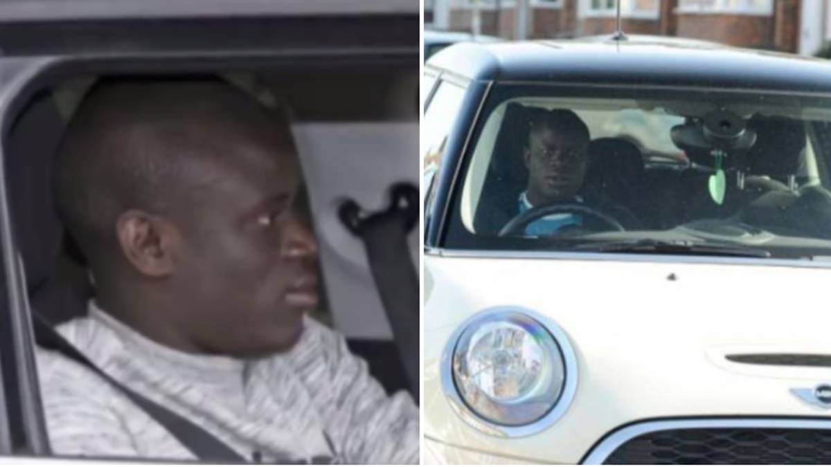 Kante in his Mini Cooper