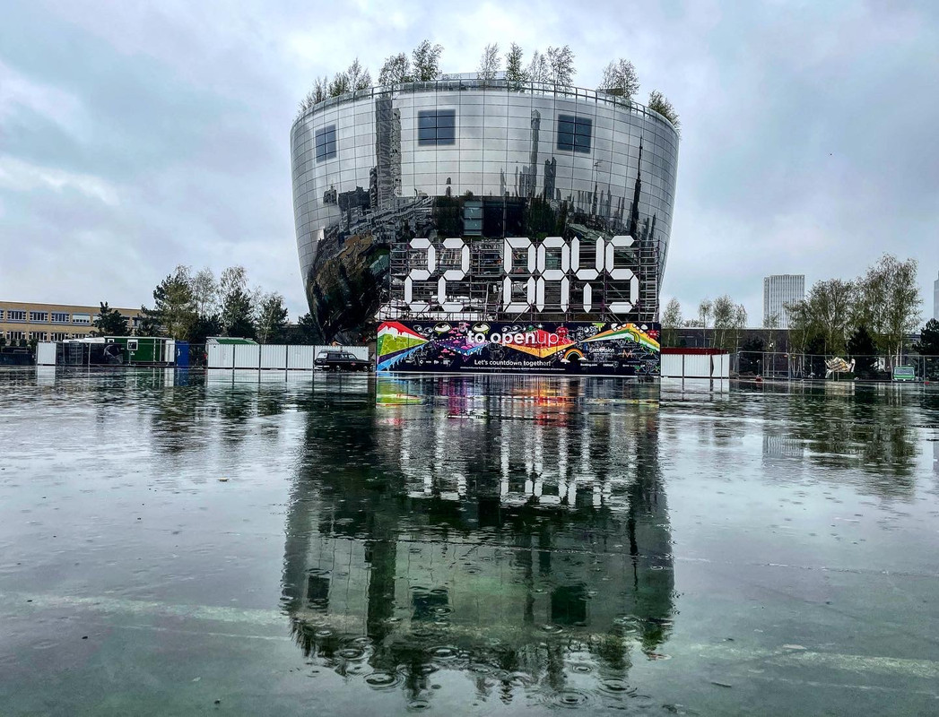 F4C49037-6768-4DE5-8415-EBE334FF0D35