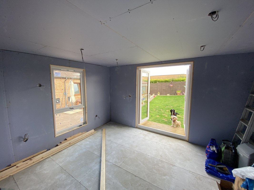 DCDC9443-A185-49DF-B523-0747C7648DD2