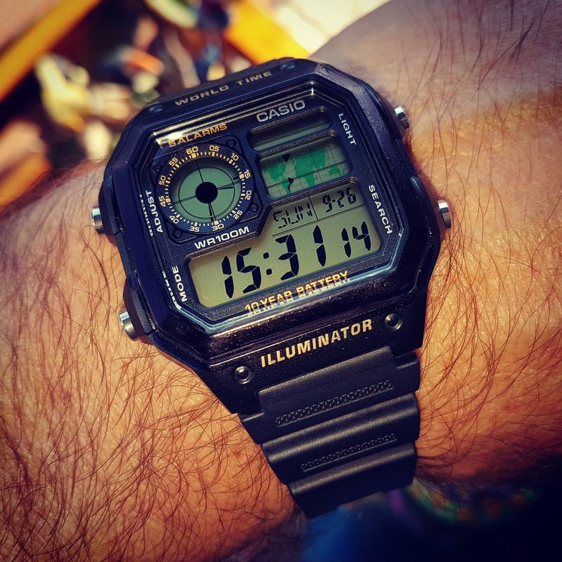 Casio World Time AE1200WH (1)
