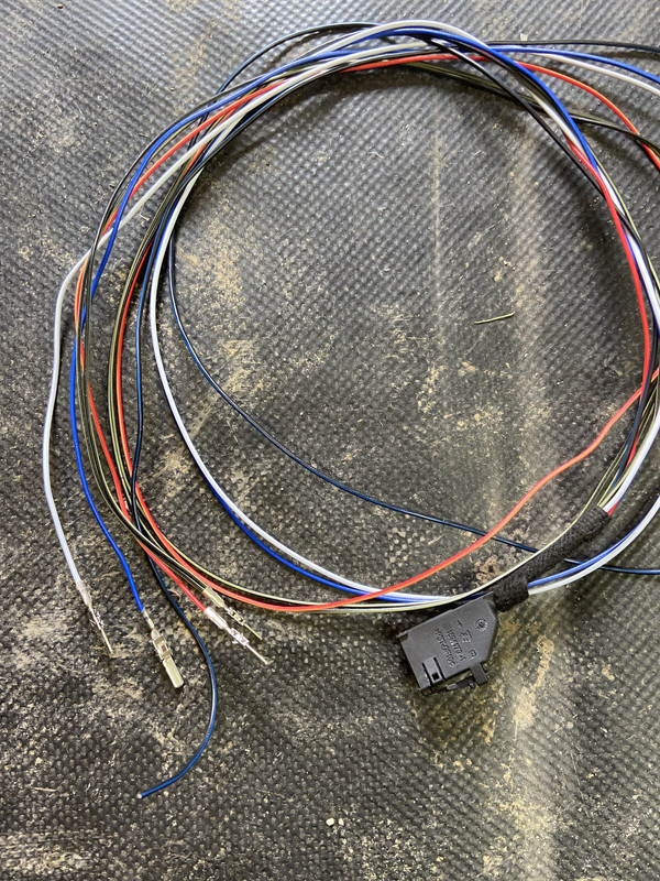 9E581858-3B6A-47E8-B437-6A4B0C98B87E