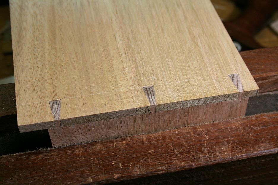 [Image: Through-Dovetails3-html-ddca226.jpg]