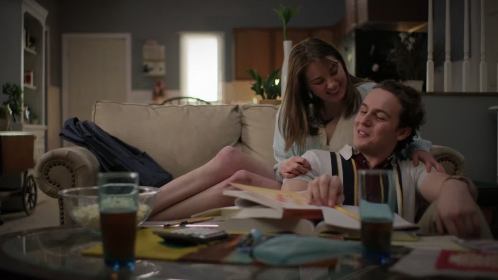 [Image: uvi9tti4hx04.jpg]