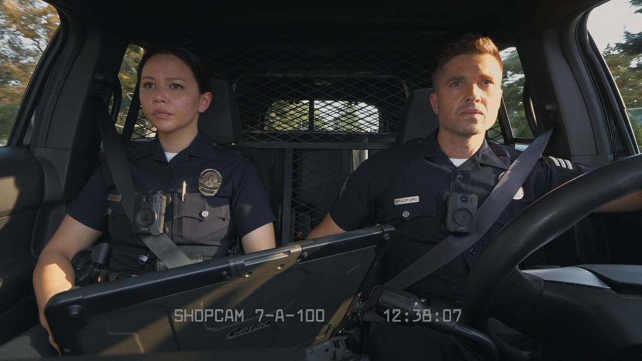 The.Rookie.S05E08.The.Collar.1080p.10bit.AMZN.WEB-DL.DDP5.1.HEVC-Vyndros.mkv_snapshot_27.41_[2022.12