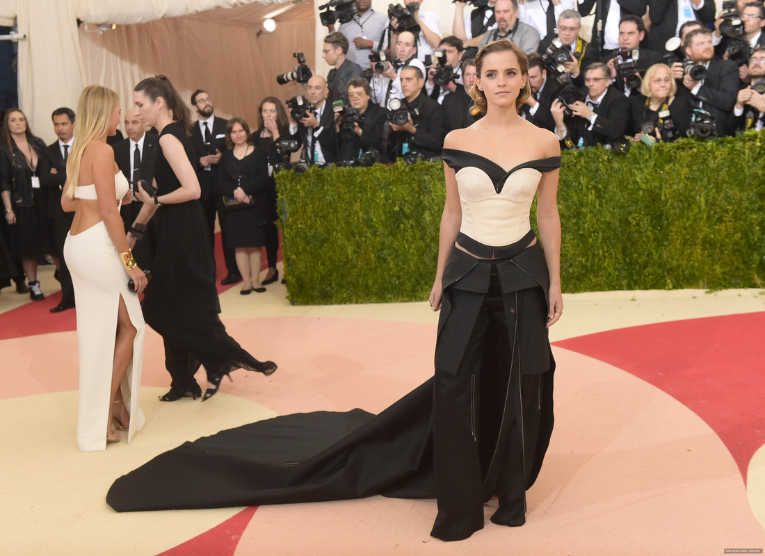 emmawatson-updates.com (277)