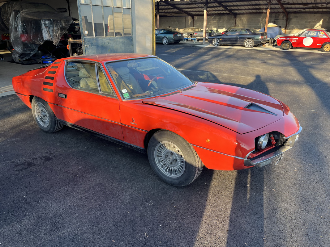 F198A6C6-8E64-4B65-BFDE-E8A2D0FFA78E