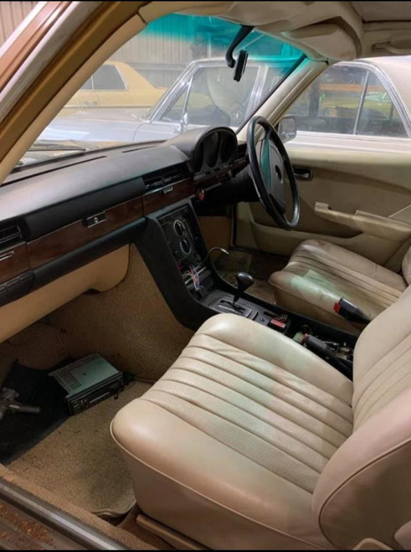 7AF32117-C860-4335-AB5B-DFE135B68C5B