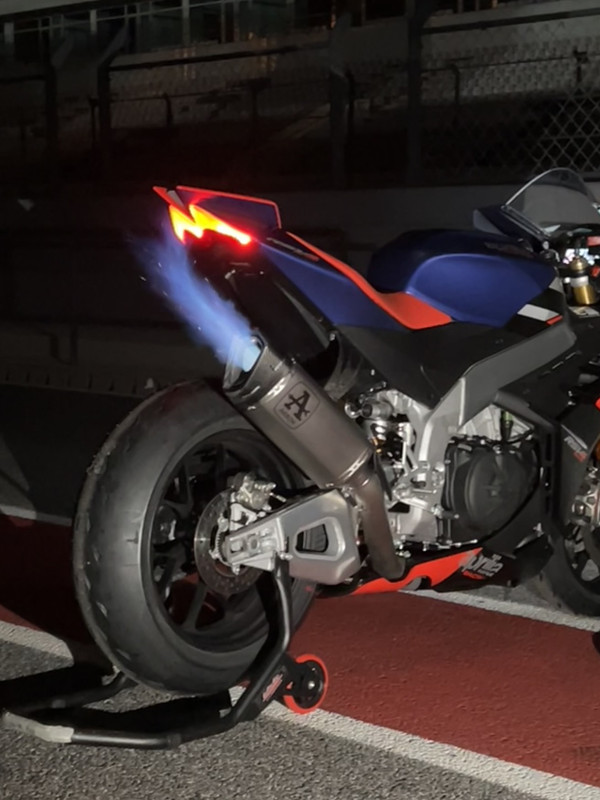 297556AC-B702-479D-92E3-CA05660B6843