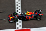 [Imagen: f1-gp-russia-sochi-qualifiche-168.jpg]