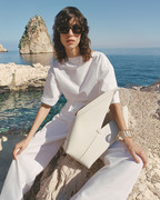tods-campaigss25-04-B-Statica-Carosello-4-5