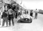 24 HEURES DU MANS YEAR BY YEAR PART ONE 1923-1969 - Page 19 49lm22-F166-MM-LChinetti-23