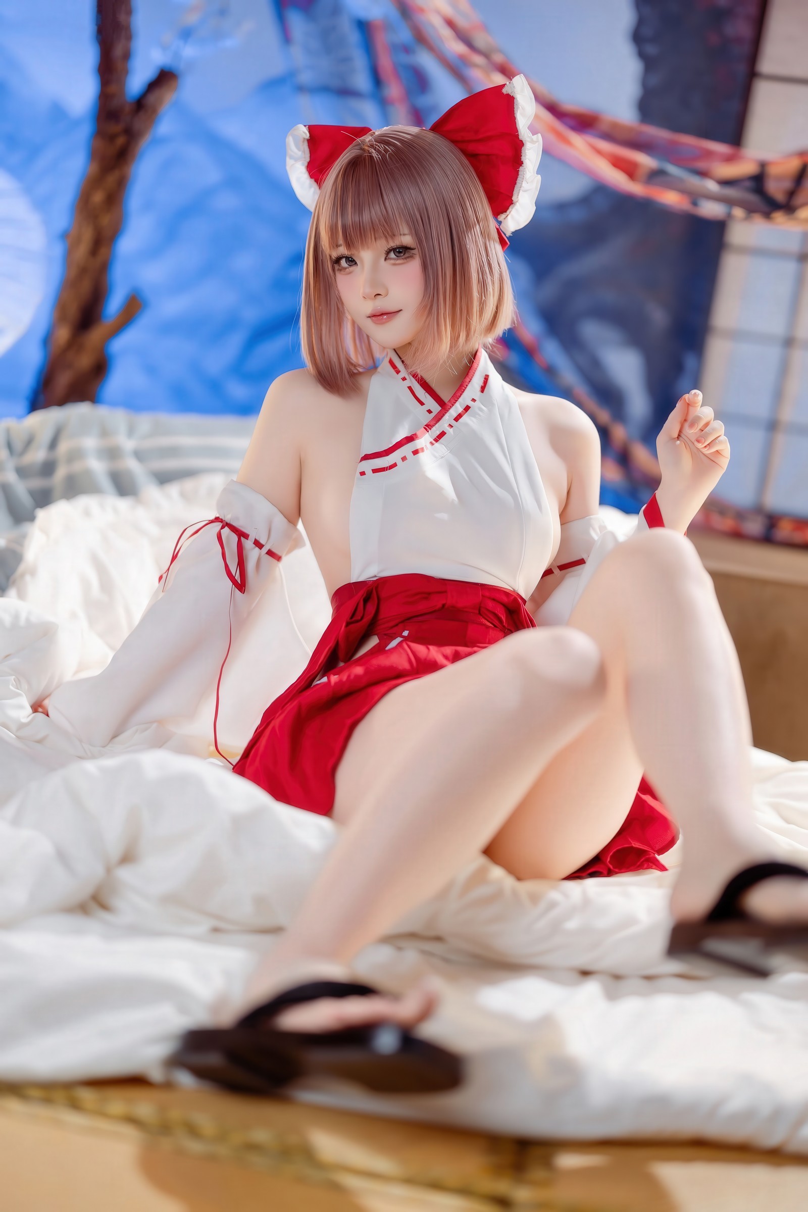 屿鱼 Yuyu 兼职巫女 Cosplay 写真图集（66P｜639MB）