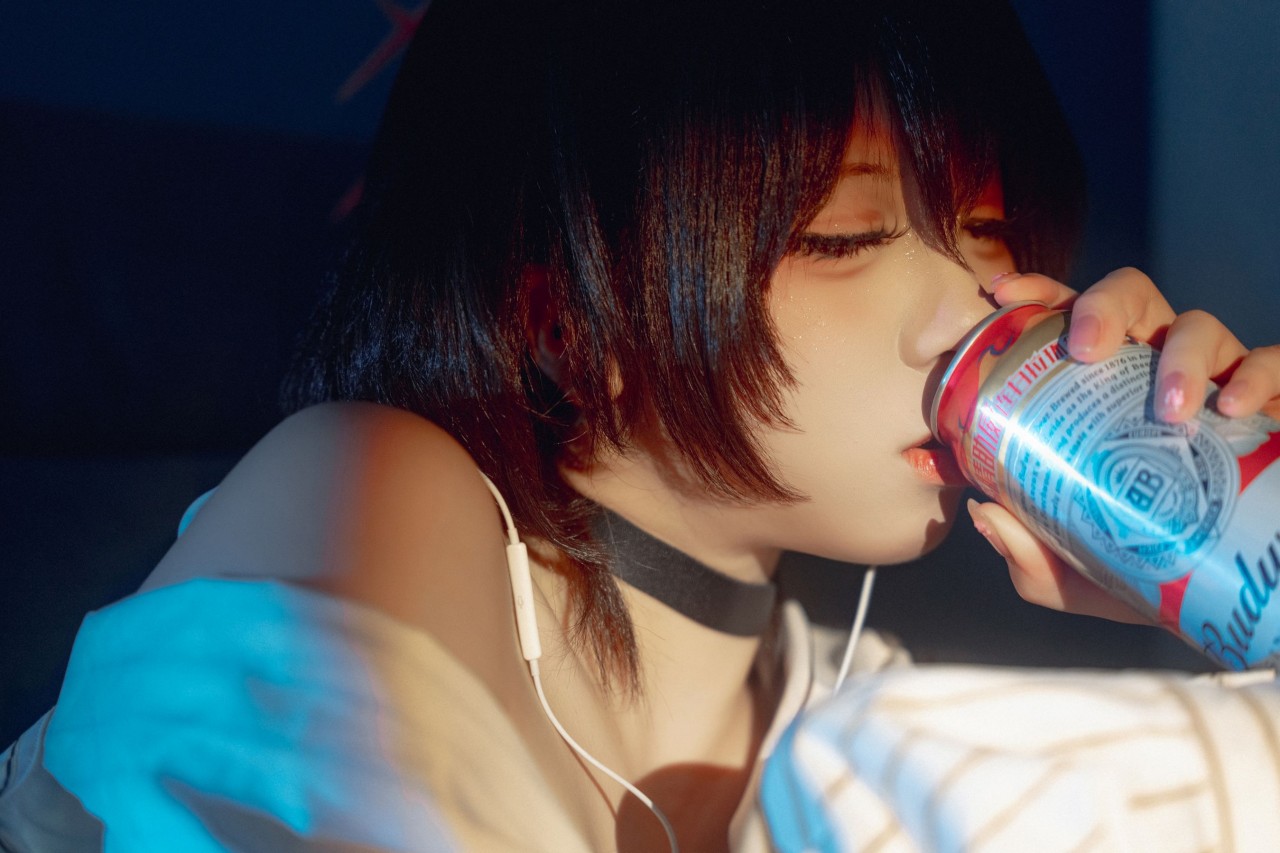 纸悦etsu_ko《美咲泳装》作品写真，好看的抹胸小美女插图6