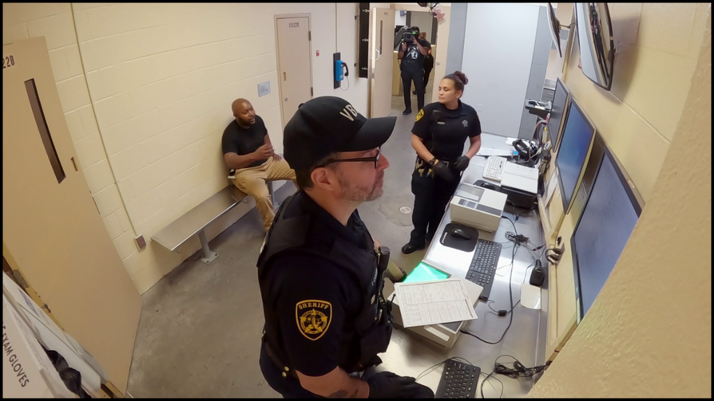 [Image: v29gighit85r.png]