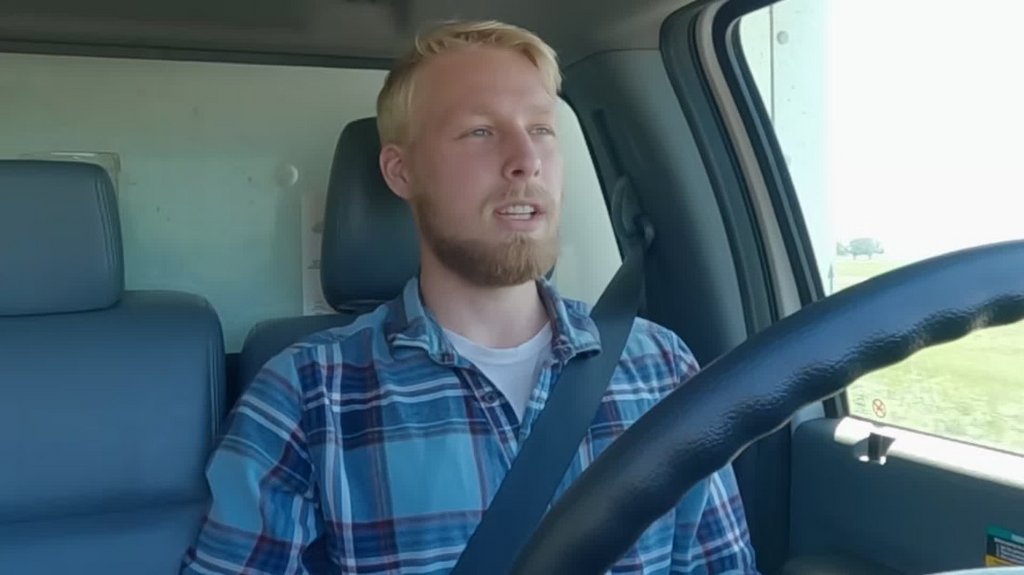 [Image: 2vanp17hxoj5.jpg]