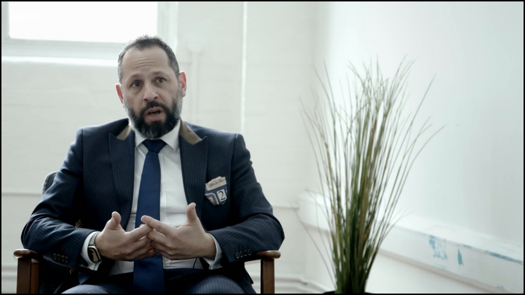 [Image: r9ezlapel033.png]