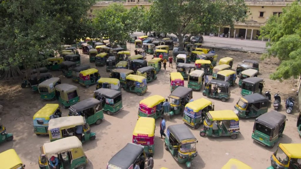 [Image: co7h8o1rdw7c.jpg]