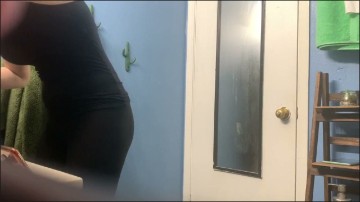 [Image: Voyeur20365092221.jpg]