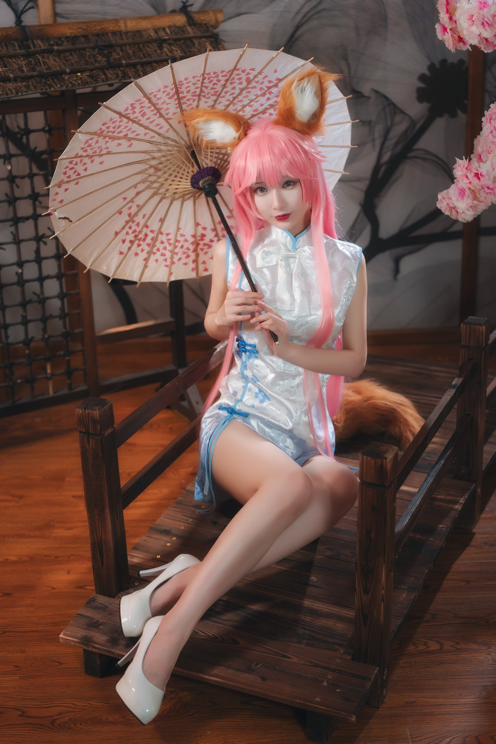 w百合欧皇子w 小玉旗袍写真集 – 中式旗袍COS 高清美图 [20P-174MB]插图6