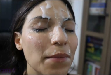 [Image: Cumshots24139085149.jpg]