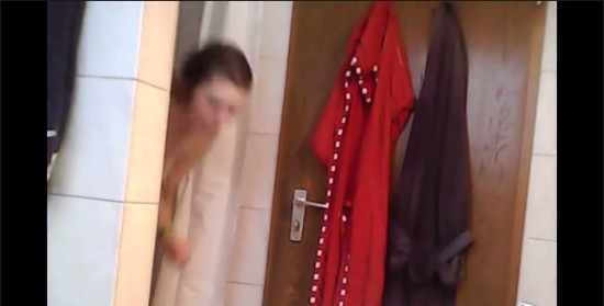 [Image: Voyeur40095130735.jpg]