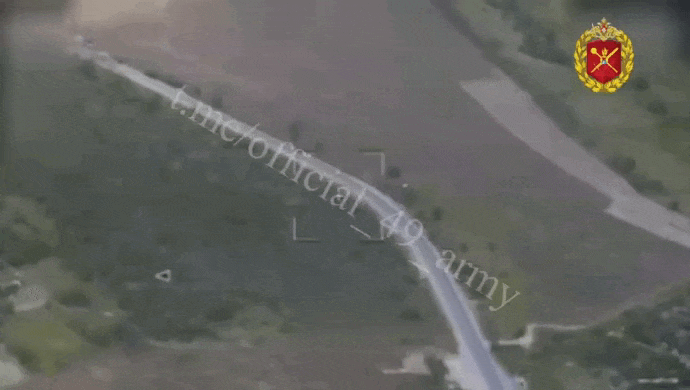 https://i.postimg.cc/6Q0YPrHR/video-2026-06-12-03-51-02-(1).gif