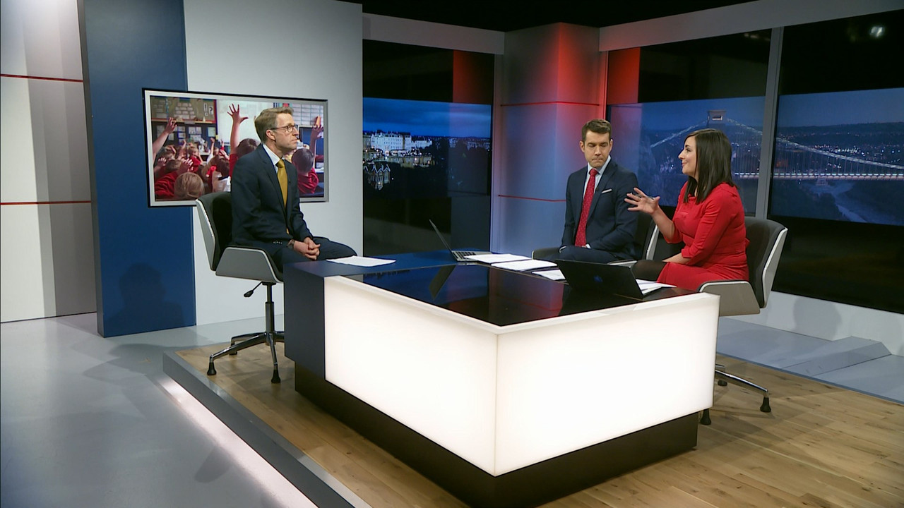 11 January - 18.00.00 - ITV News Tyne Tees..ts_snapshot_07.27_[2