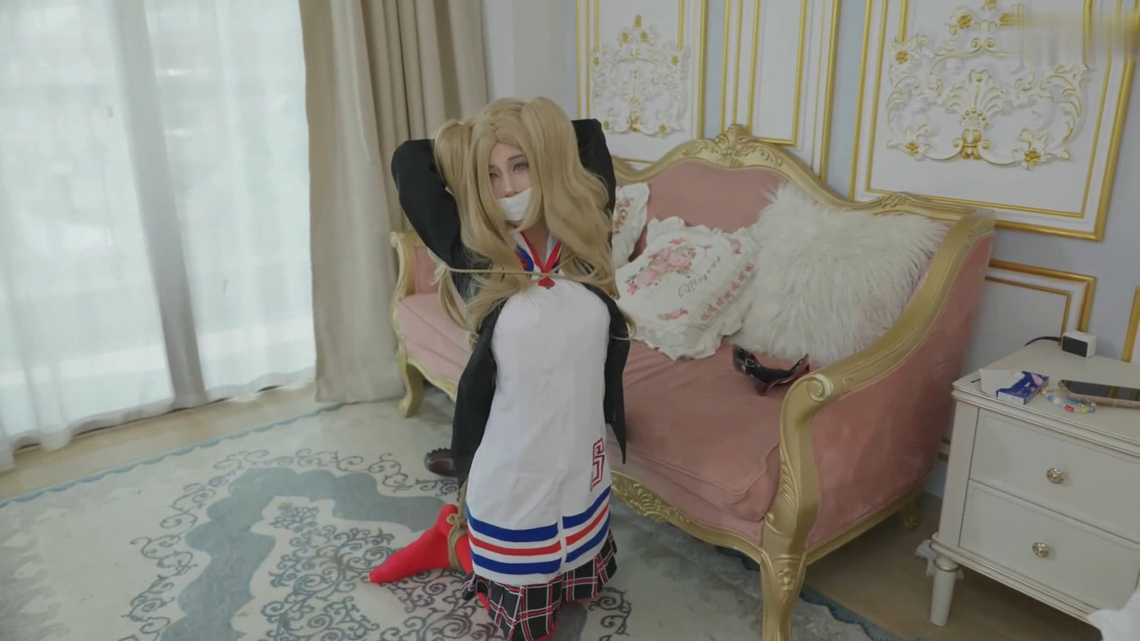 红鲤鱼 女神异闻录5之如果高卷杏遇到假摄影师上.mkv_20240920_094902.684