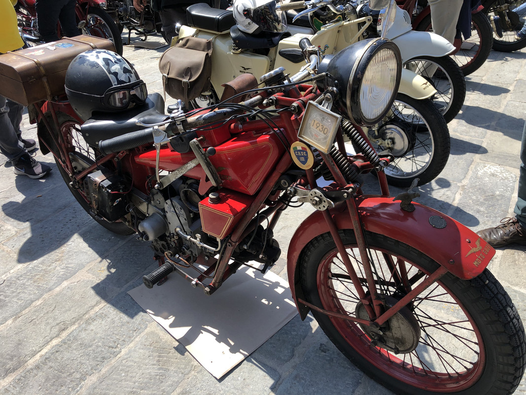 447B6832-6BC7-4217-A8C3-69D6E641AD68