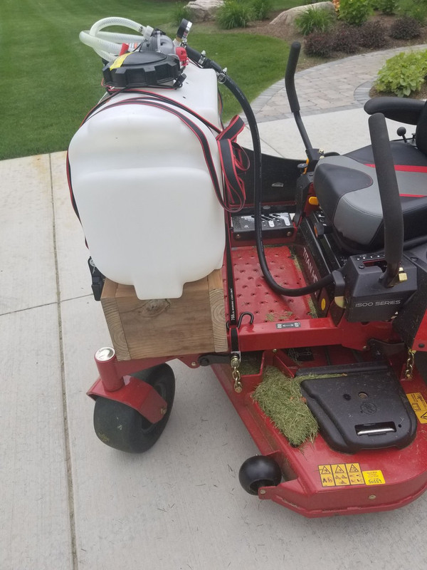 マシンセット Gravely ZT-HD 52 sprayer build | Lawn Care Forum