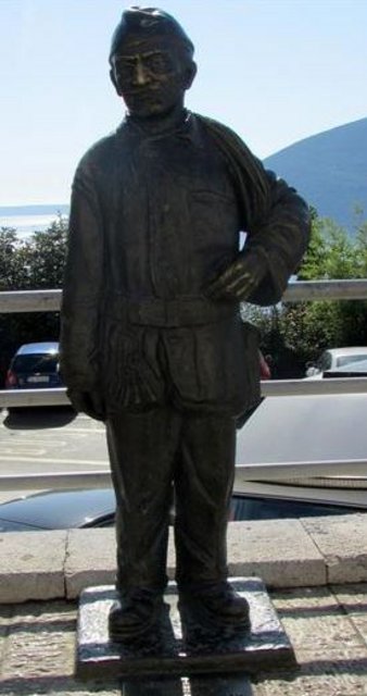 Estatuas y Pueblos - Cementerio de Mondoñedo ✈️ Foro General de Viajes