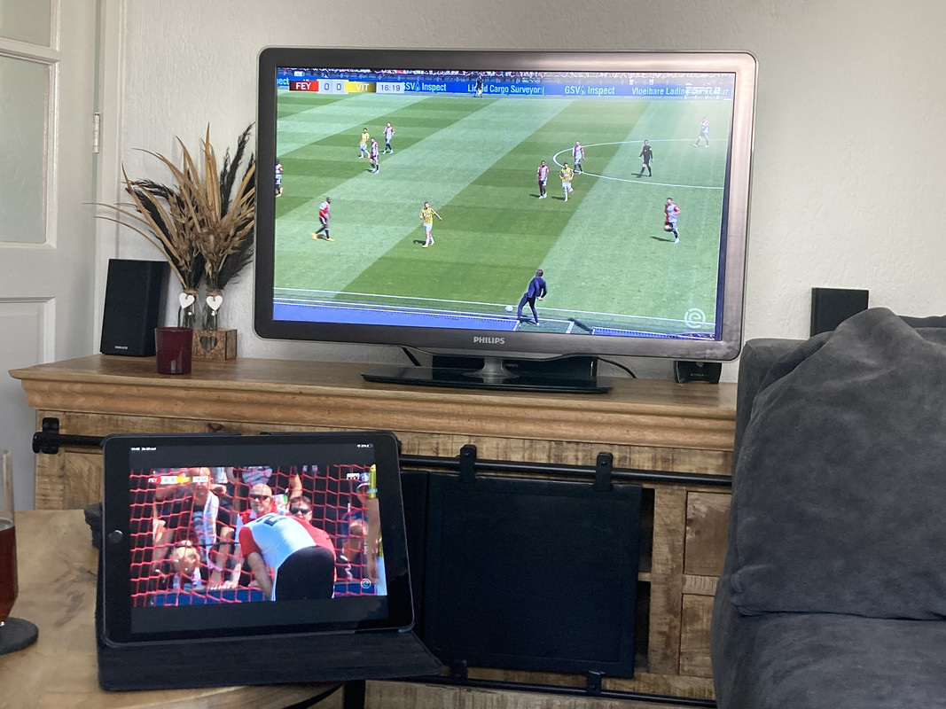 54EDB996-76B2-4F4D-8A85-00C69173E7AD