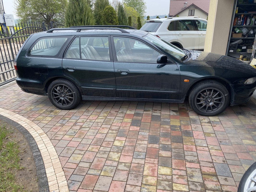 1E10CD1A-5573-4521-90BD-F7E98A811463