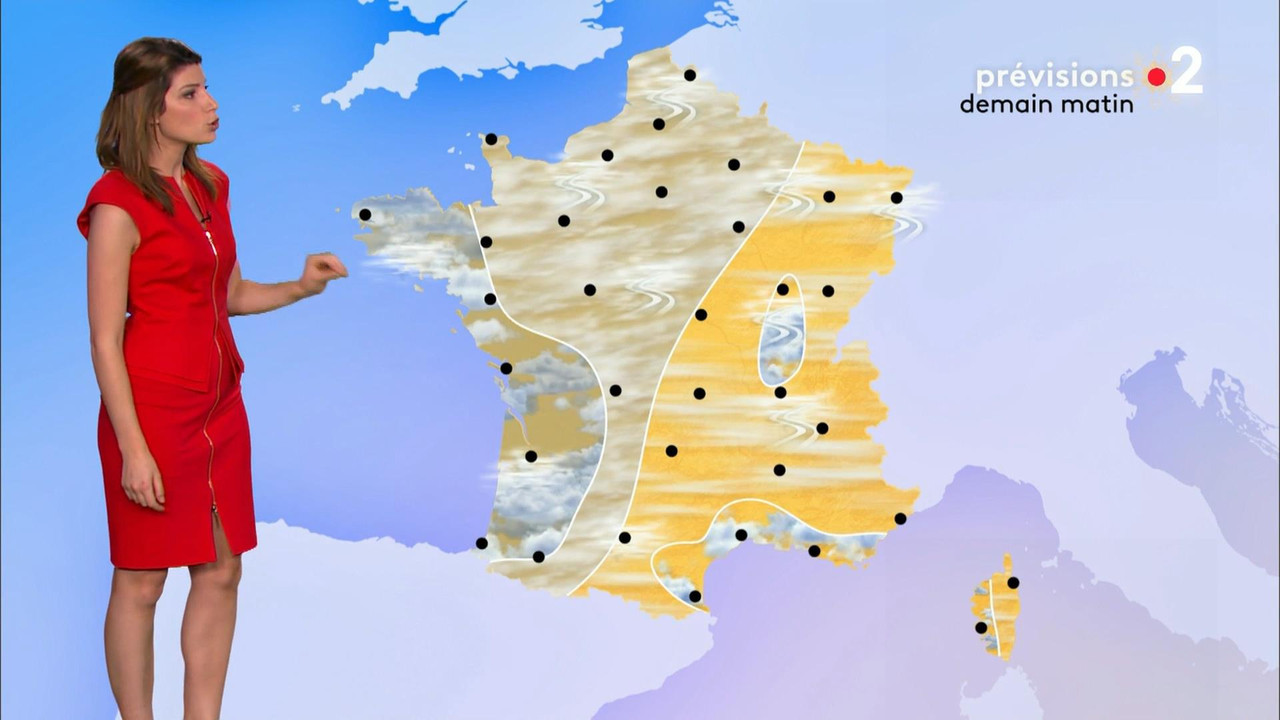 Chloé Nabédian 261218.mp4_snapshot_01.01_[2018.12.26_20.05.18]