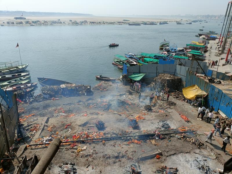 https://i.postimg.cc/6QDrF3G1/Varanasi-(18).jpg