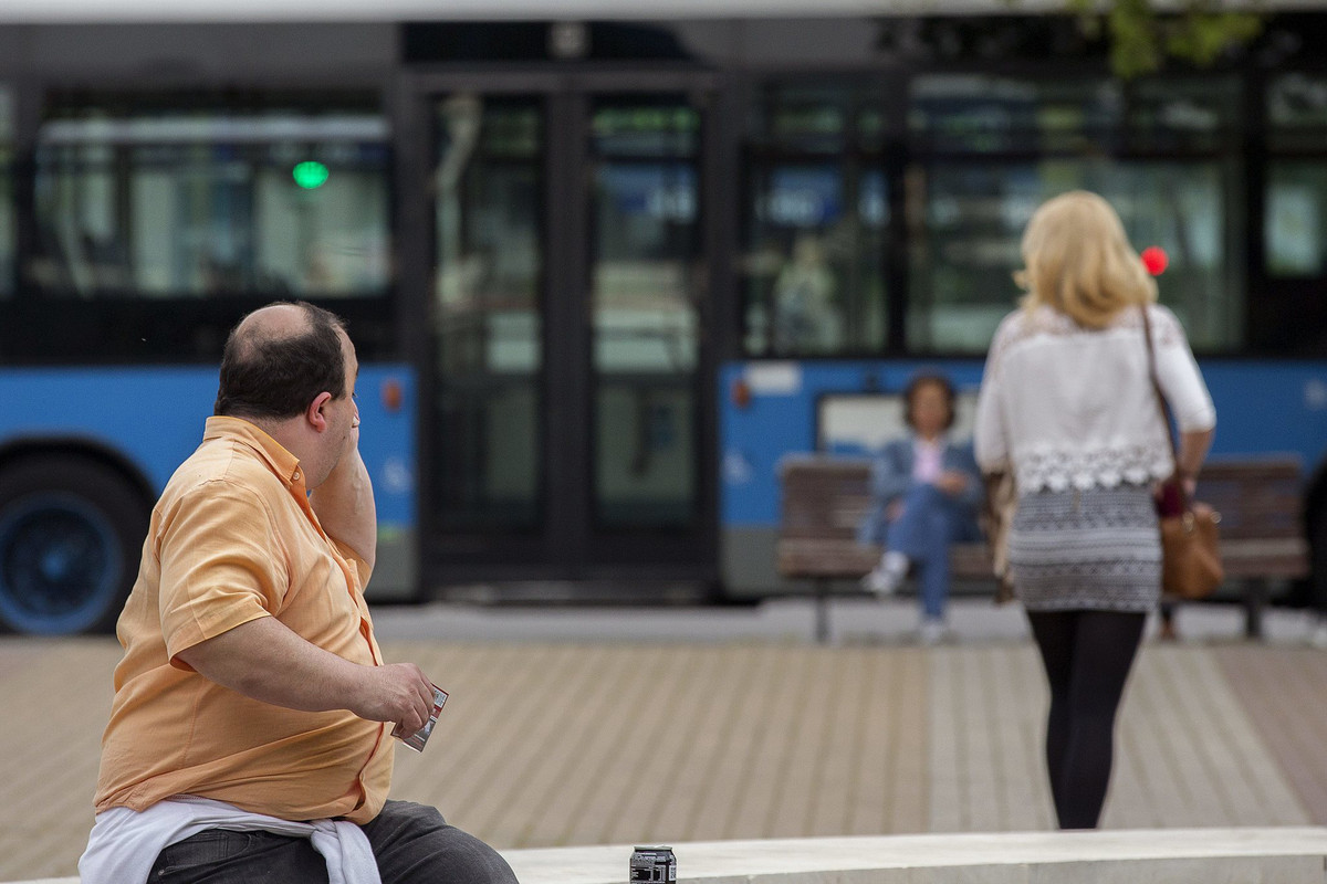 Menor denuncia en video que su ex jefe abuso de ella en paletería de Puebla