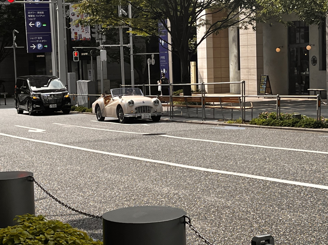 CAA456CE-F3CB-44E3-9F57-813AFAC4ACC0